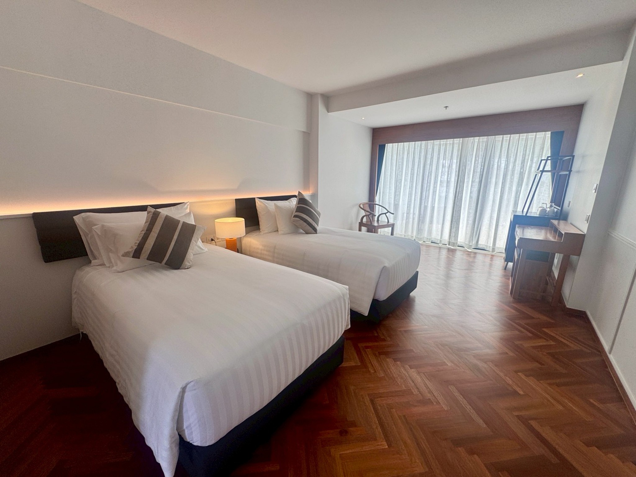 Deluxe Jacuzzi Twin Room